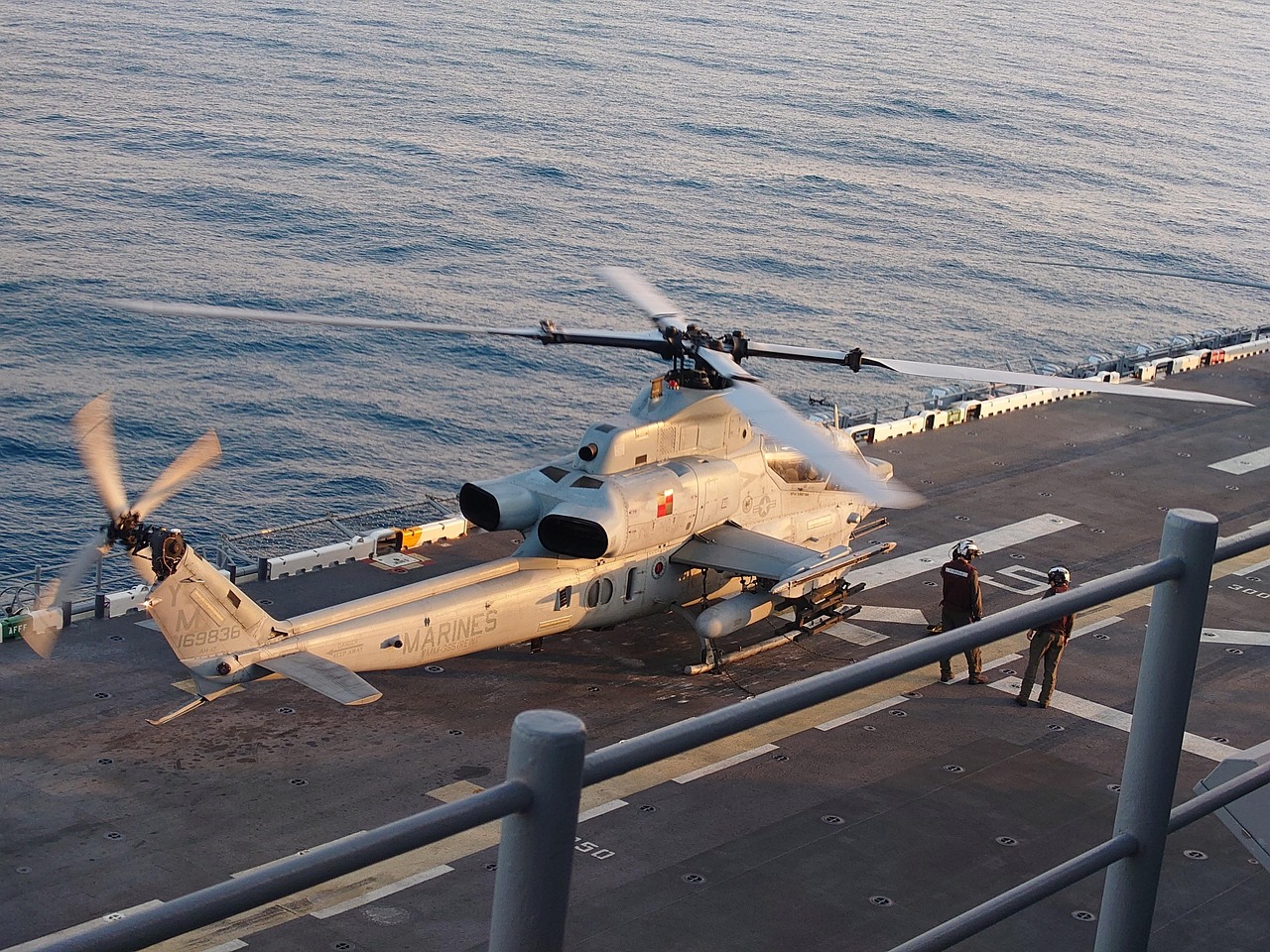 expertise en défense navale : solutions avancées et technologies innovantes pour la sécurité maritime et la protection des forces navales.