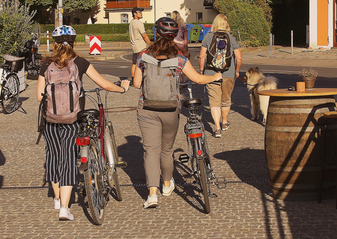 découvrez les avantages des zones franches urbaines pour les recruteurs et comment elles facilitent l'embauche et le développement des entreprises en milieu urbain.